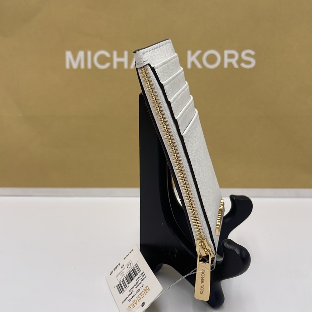 Michael Kors Jet Set Travel Medium Leather Zip Around Card Case
Optic White 
NWT - Picture 6 of 16